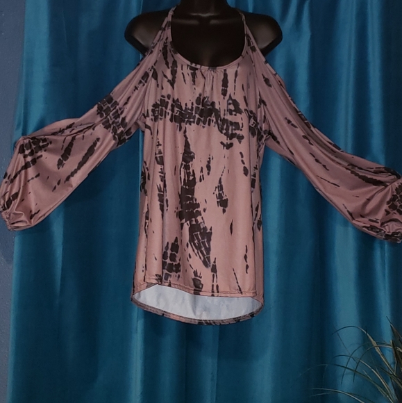 YOINS Tops - Cold shoulder, long sleeved top